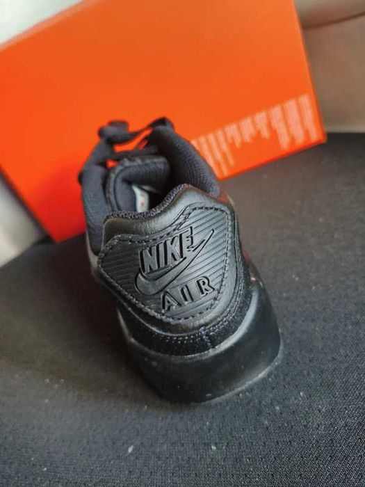 Nike Air Max 90 Leather Triple Black Rozmiar 40