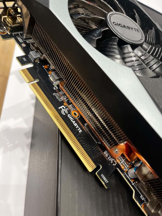 Gigabyte RTX 3080 Gaming OC 10GB