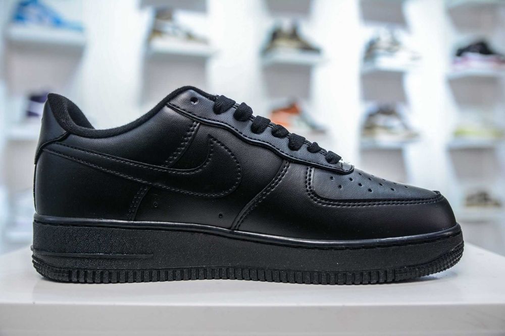 Nike_ Air Force 1 Low Supreme R.41