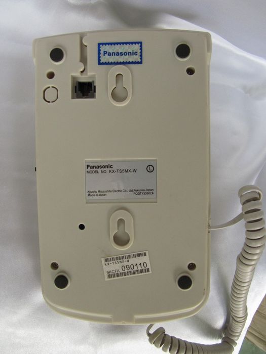 Телефон стационарный кнопочноый Panasonic KX-TS5MX Япония, новый