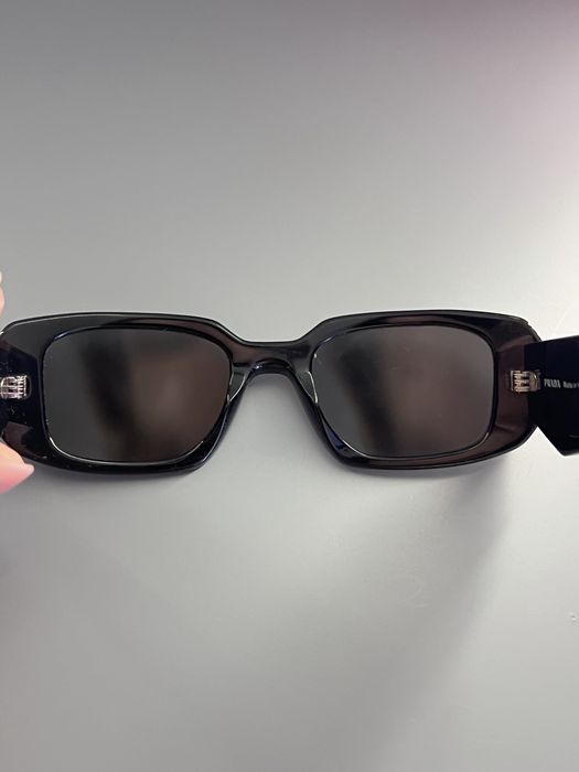 Сонцезахисні окуляри prada dark grey