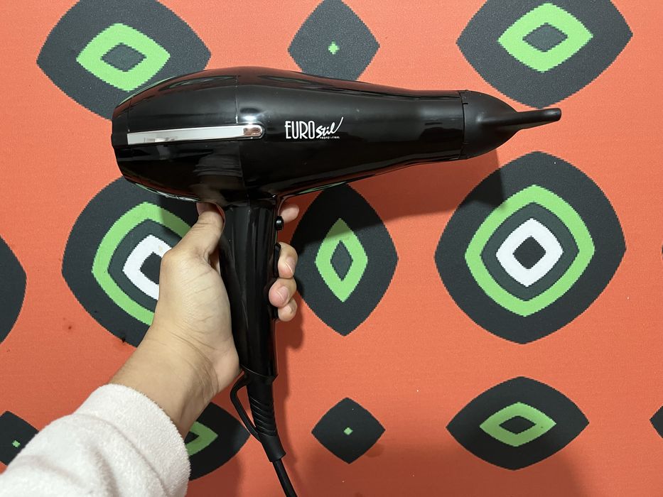 Secador de cabelos seminovo