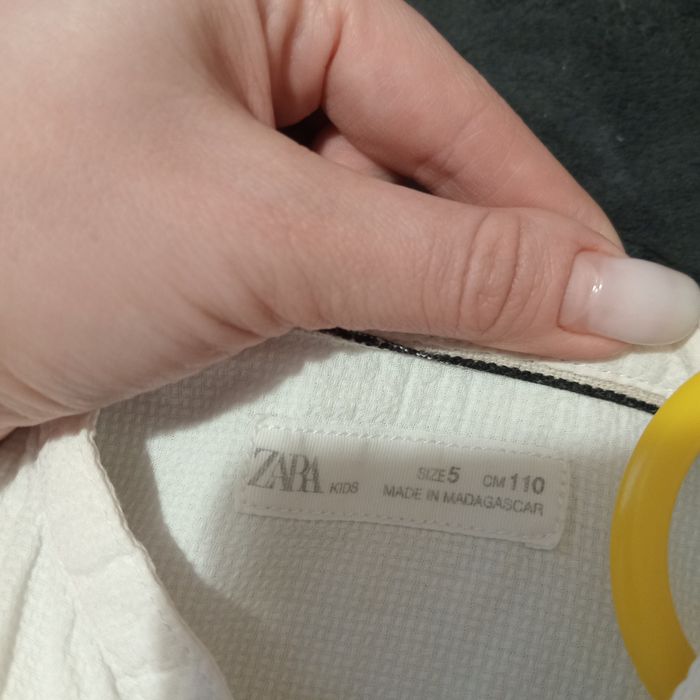 Сорочка Zara на хлопчика ,110 р