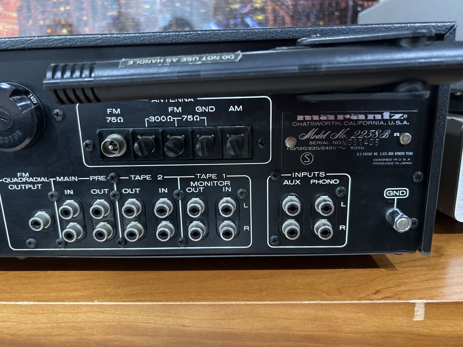 Receiver Marantz 2238B (Reservado)