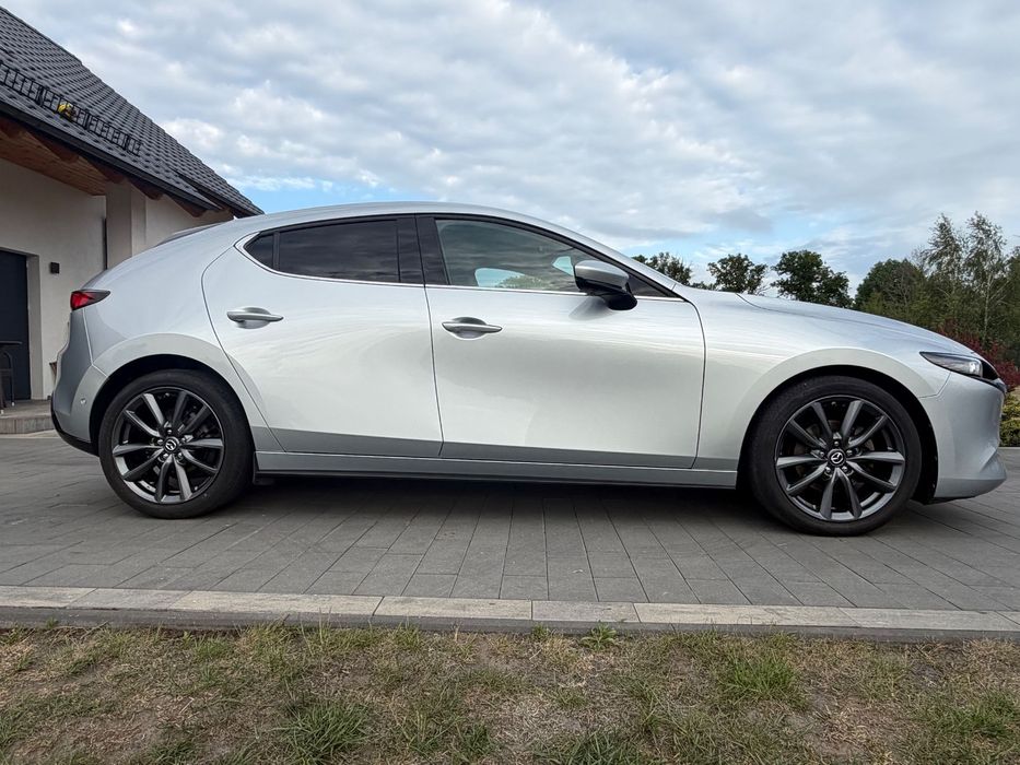 Mazda 3 Mazda 3 super stan niski przebieg