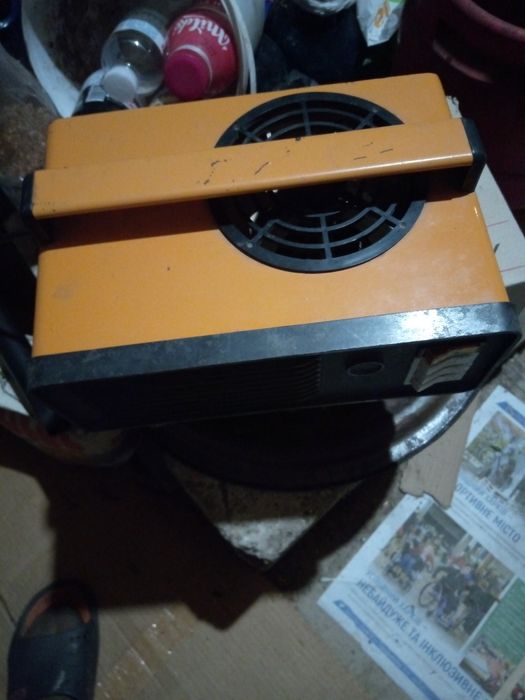 Обогреватель на стены, тепловентилятор.