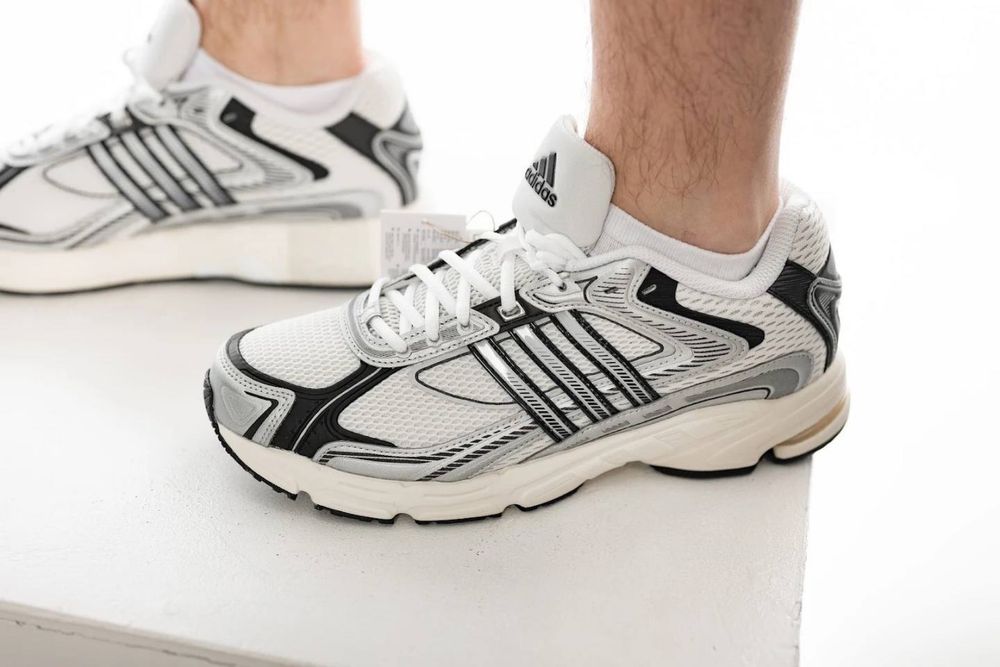 Кросівки Adidas Response CL IG6226 оригінал