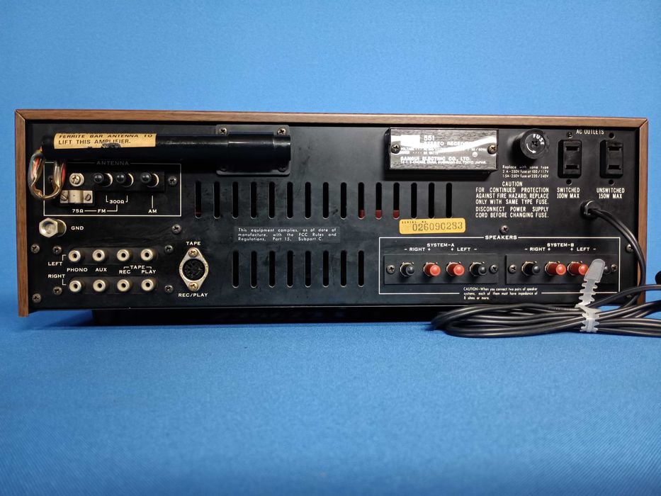 receiver SANSUI 55164552476576897124