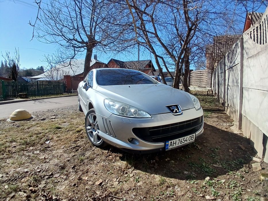 Купе PEUGEOT 407 GT.
