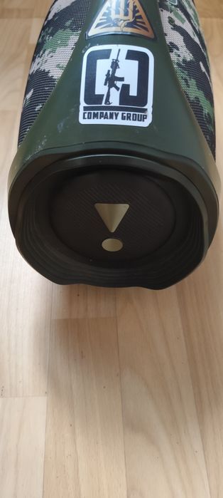 Продам JBL boombox-2