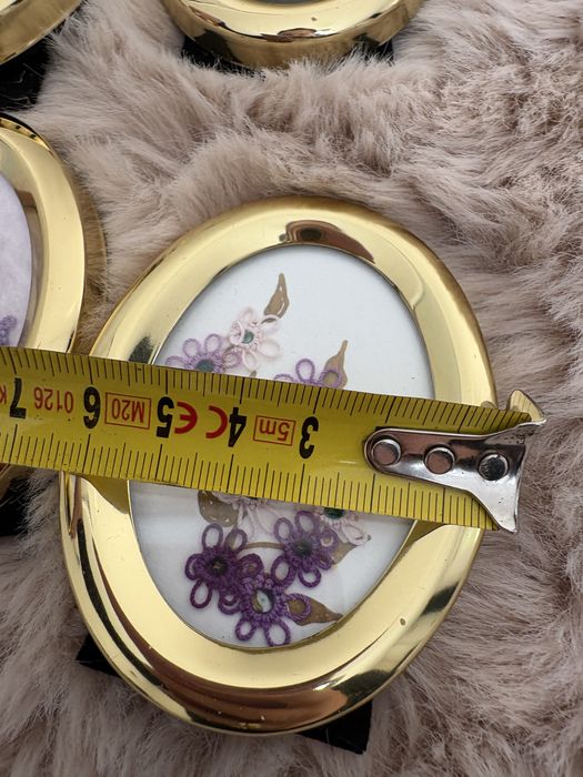 Zestaw 4 złotych ramek na zdjęcia mini
