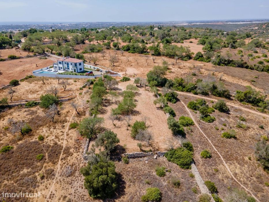 Terreno Rustico com 1800 m2 com vista Serra em Malhadais, Boliqueime