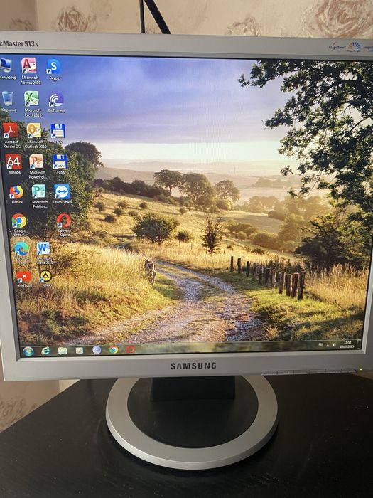 Монітор Samsung