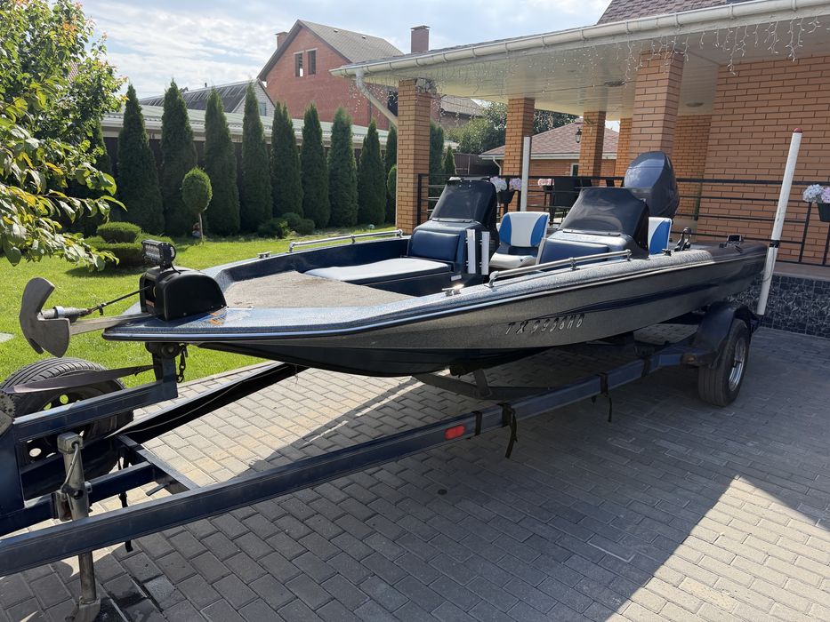 Лодка катер LONESTAR 1700 Ямаха100