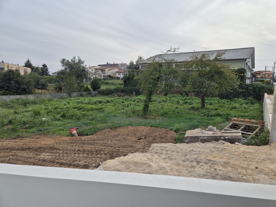 Vendo lote terreno centro Arrifana