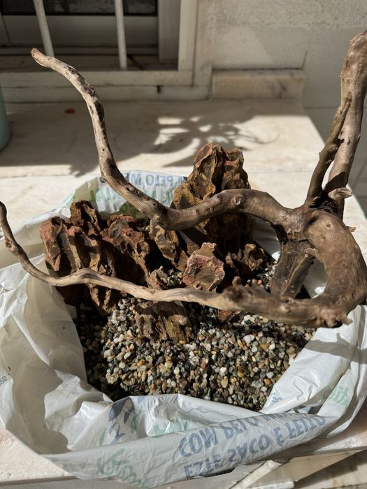 Aquário de 25l + acessórios