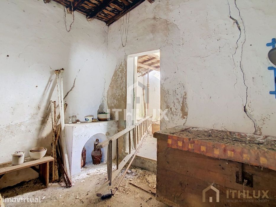 Quintinha com casa para recuperar em São Gregório,  Arraiolos
