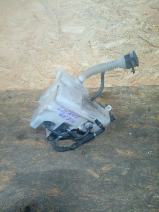 Zbiorniczek spryskiwaczy Lexus GS kompletny pompka 05-12