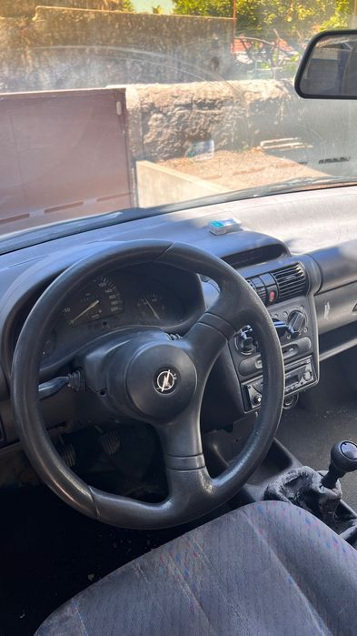 Opel Corsa ano 99