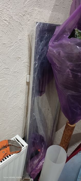 Stolik , pufy ,lustro ,lampy,rower dziecięcy