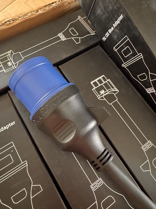 Tesla Charger Adapter 32A Blue Socket NEW64862284175490121