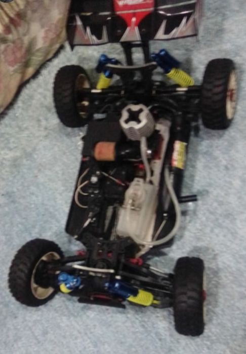 Vendo carro rc escala 1/8 carson 4.0