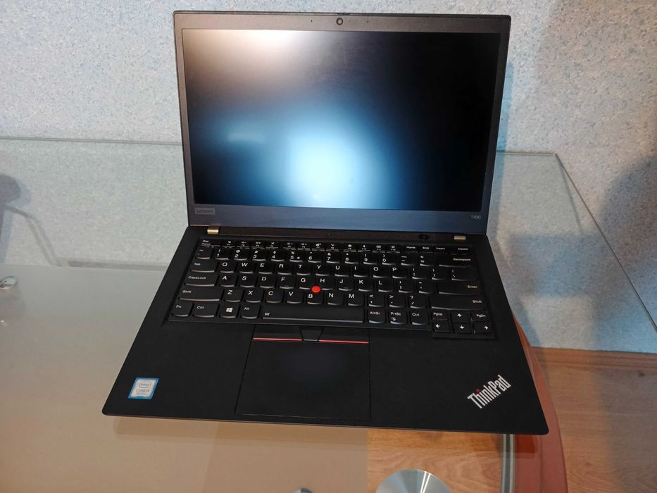 Laptop Lenovo T490 i5 Win11 podświetlenie super bateria ok 12h