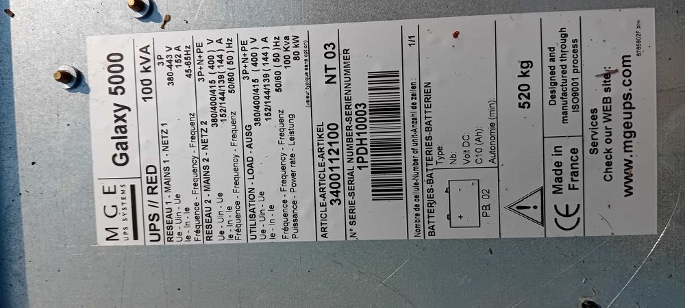 700 kg elektroniki UPS System ś Szafa Sterująca magazyn energii