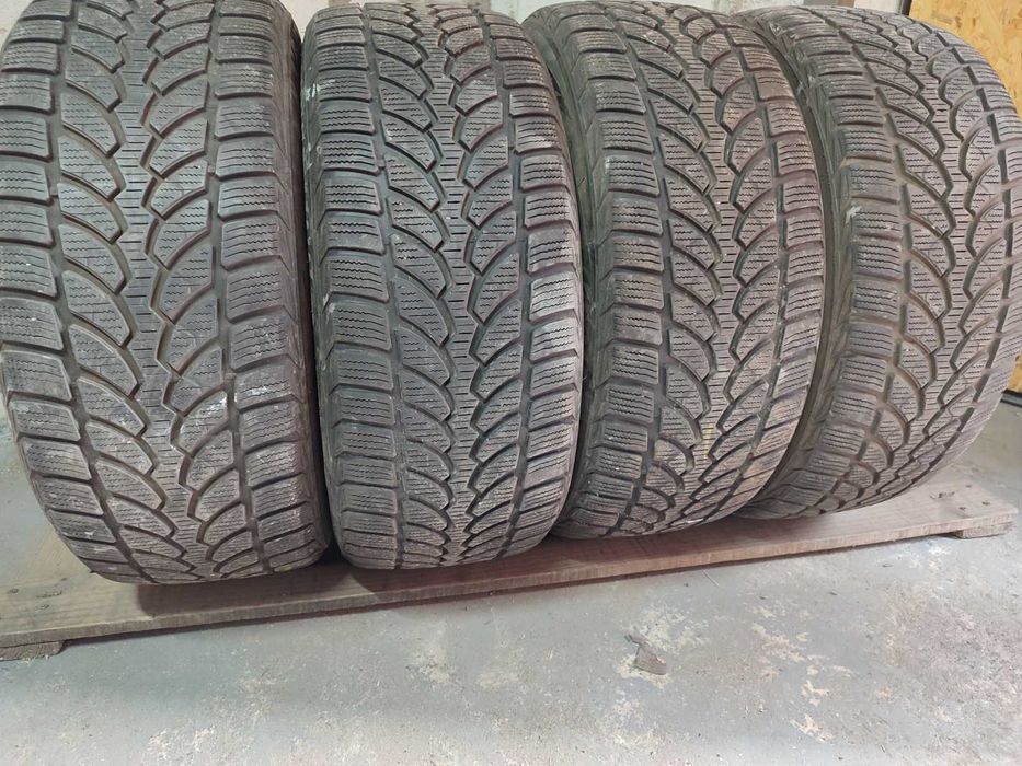 225/50 R17  Bridgestone Blizzak LM-32 шини зима