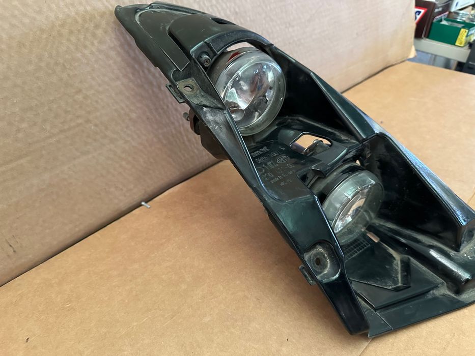 OPTICA Farol direito Smart Roadster W452 \ 001.0686.V007