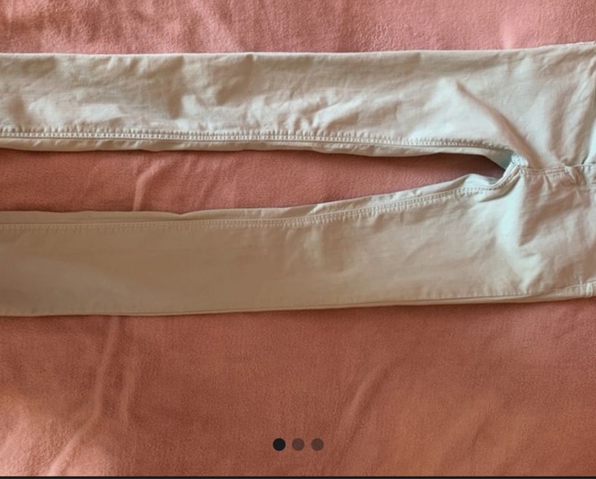 Miętowe spodnie Stradivarius