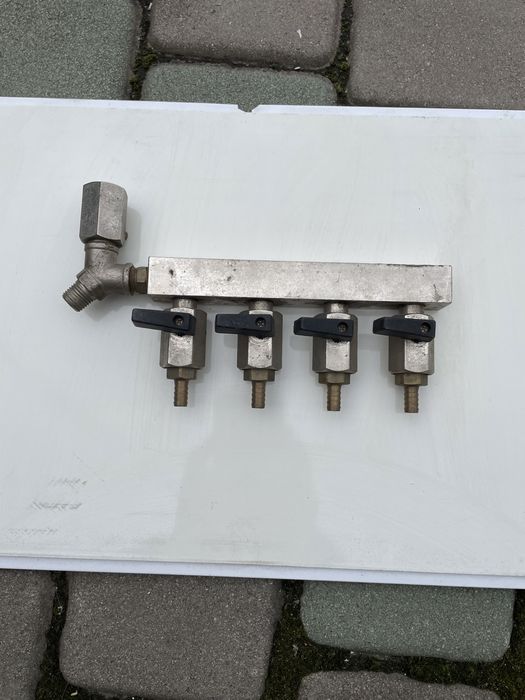 Переходник распределитель углекислота кислород