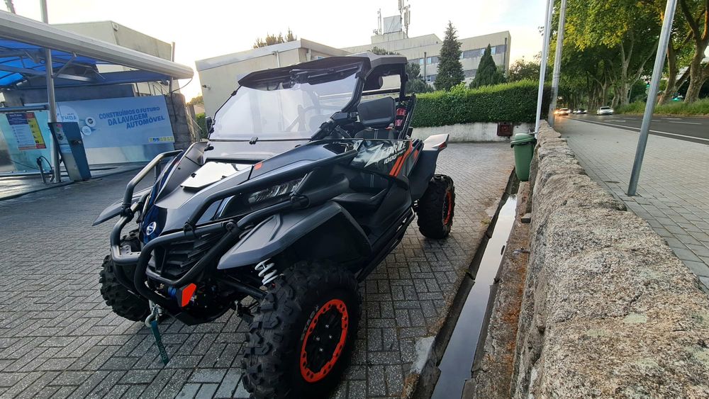 CF moto Z Force 1000R
