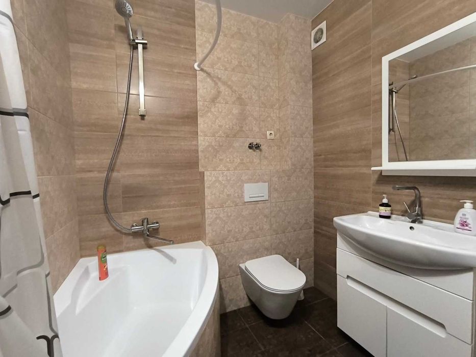 Посуточно свободна  своя новая евродвушка  ЖК Радужный 2+2