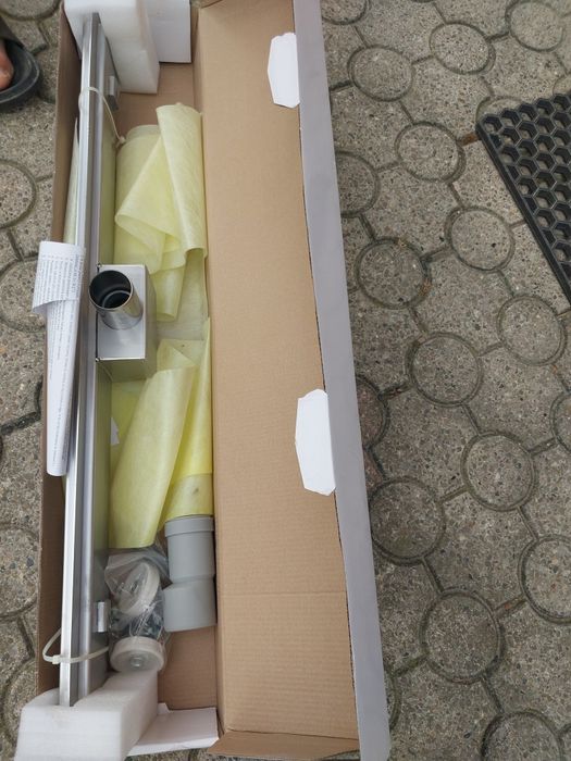 Odpływ liniowy Sleek 700