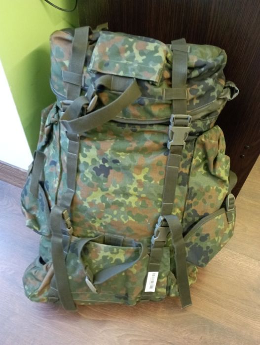 Військовий одяг 50-52 розмір.Берці 40 розмір.