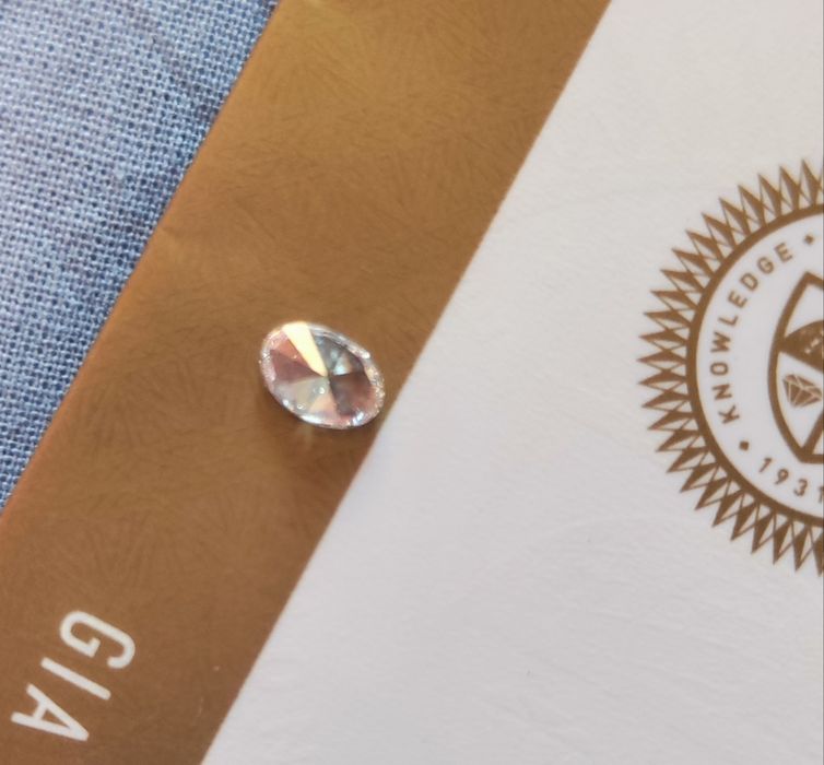 Vendo Diamante com certificado GIA
