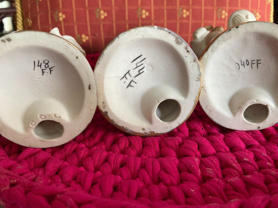 Decorative Vintage Items and Handmade Utilities Featuring Cheerful Alabaster64741020838913121