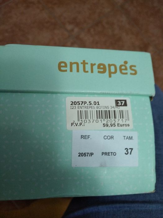 Botas novas da Entrepés tamanho 37