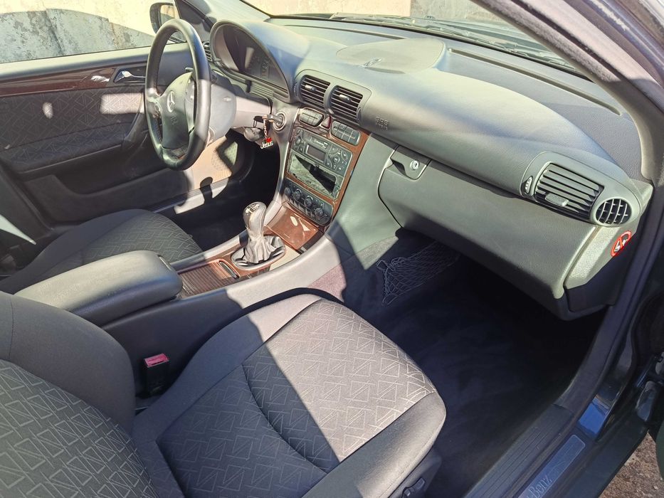 Mercedes C220 cdi — photo 5