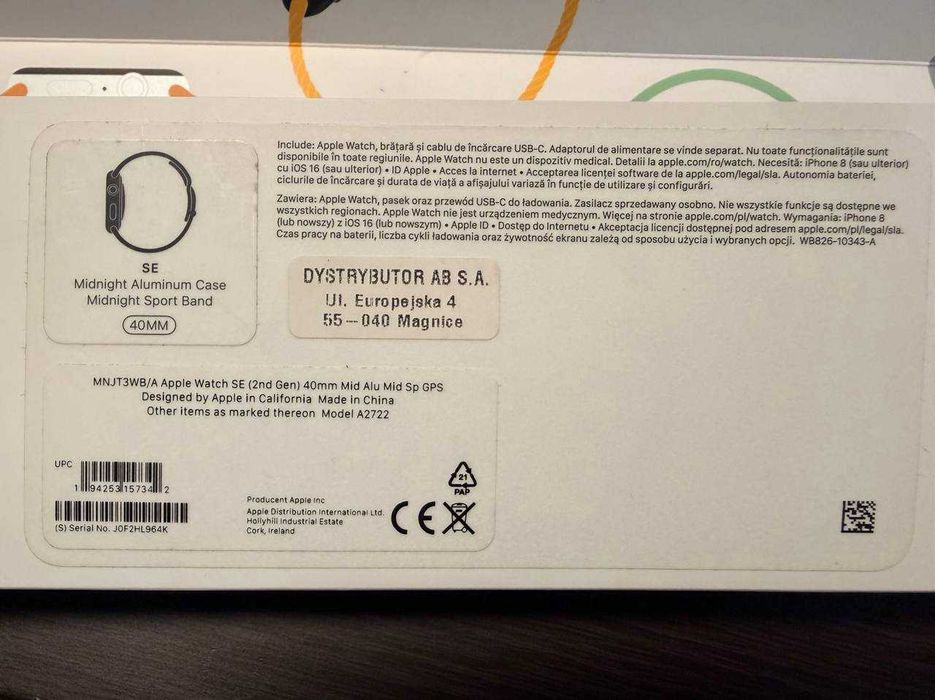 Apple Watch SE (2. generacji) 40 mm Midnight – komplet