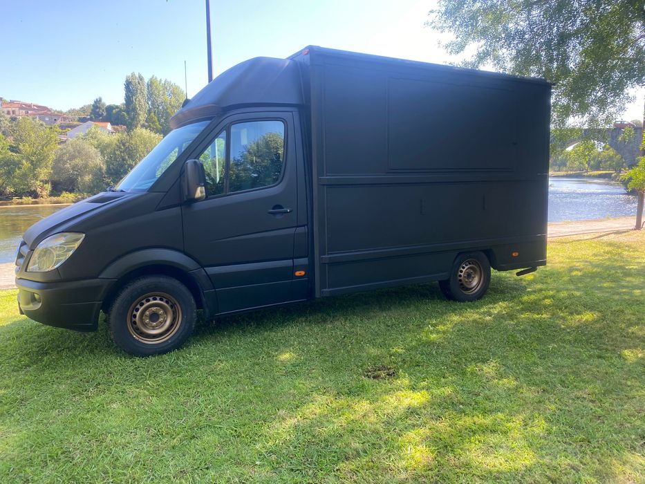 Foodtruck Roulote Mercedes