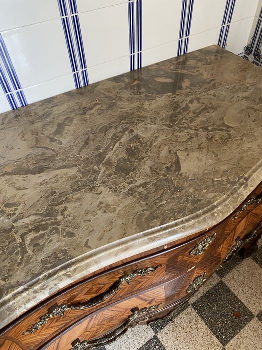 Cómoda Estilo Luís XV