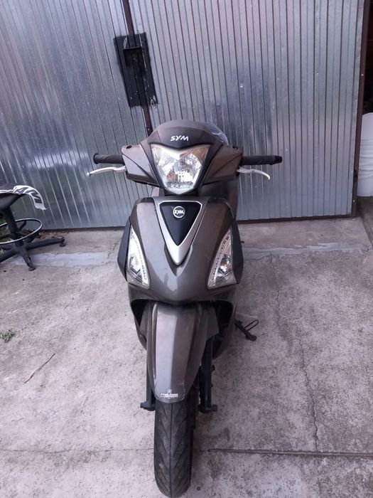 Sym