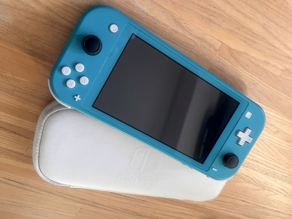 Nintendo switch lite + gra Zelda