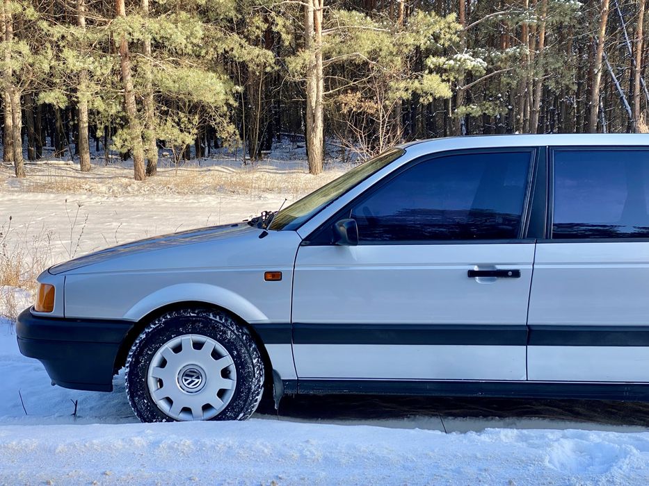 Volkswagen Passat B3 original універсал рідна фарба фольксваген пассат