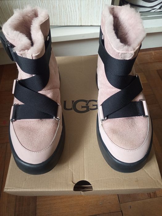 Угги жіночі (Ugg)