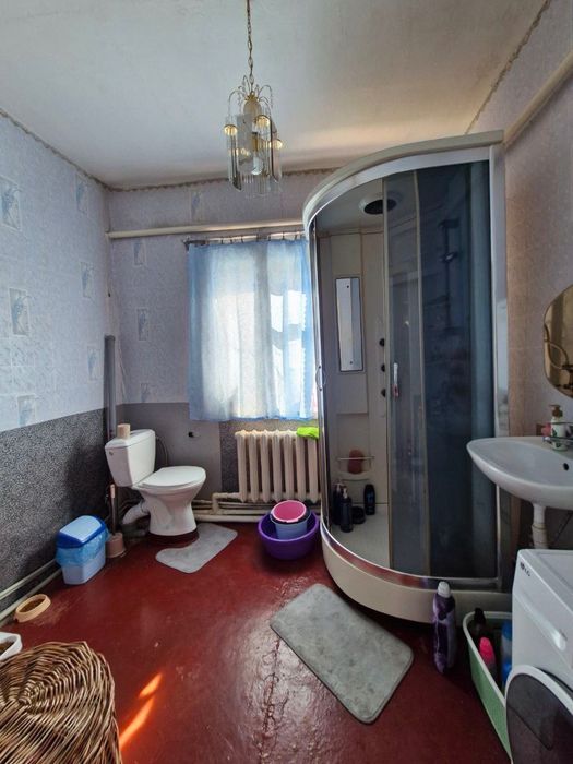 Будинок по вул. Комарова