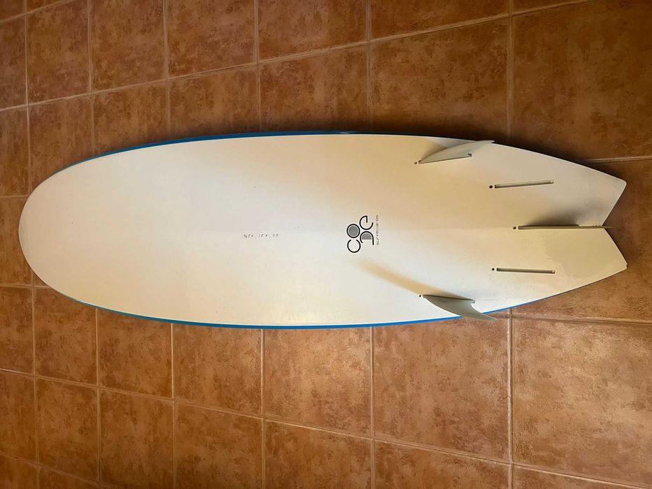 Prancha Surf Epoxy CODE 6’6”/~40L – Fish Tail