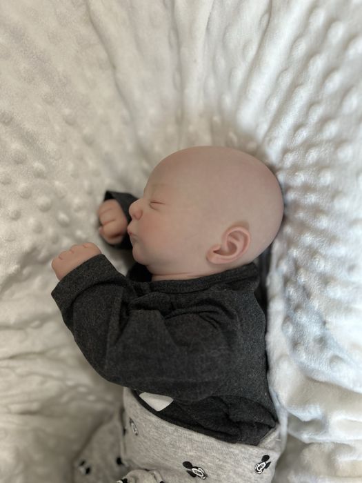 Bebé Reborn (boneca) com supresas